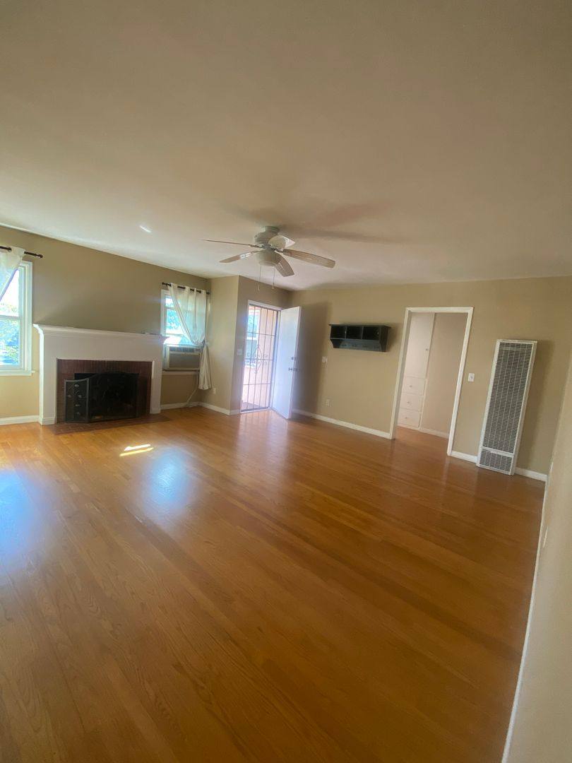 Apartment for rent at 409 E Puente St, Covina, CA 91723