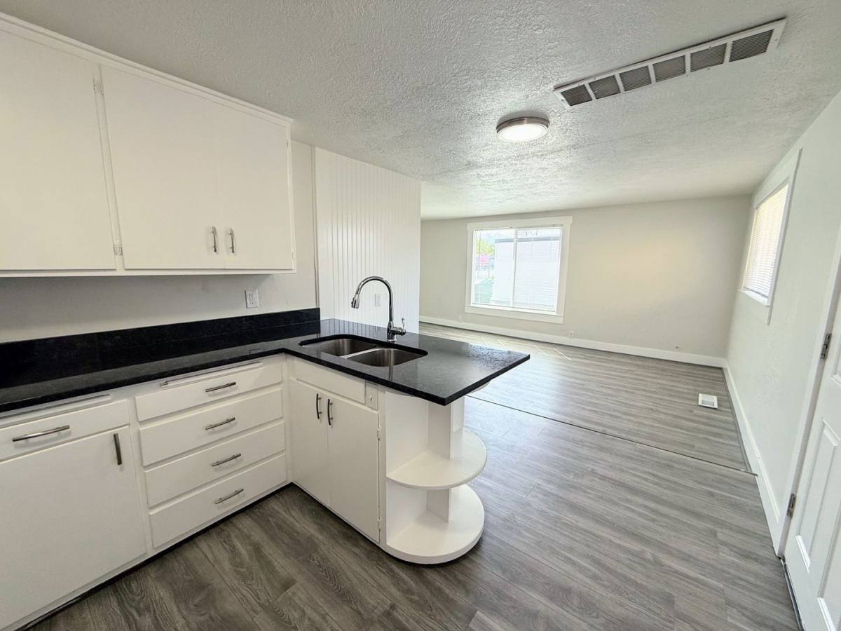 Apartment for rent at 2544 S 200 E, Salt Lake City, UT 84115