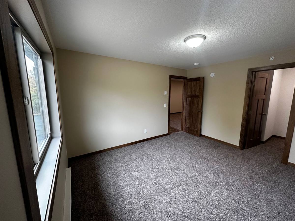 Apartment for rent at 1009 3rd Ave NE, Buffalo, MN 55313