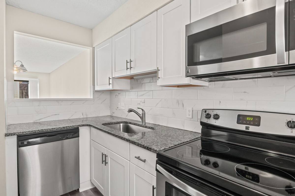 Townhouse for rent at 1507 Clermont Rd, Durham, NC 27713