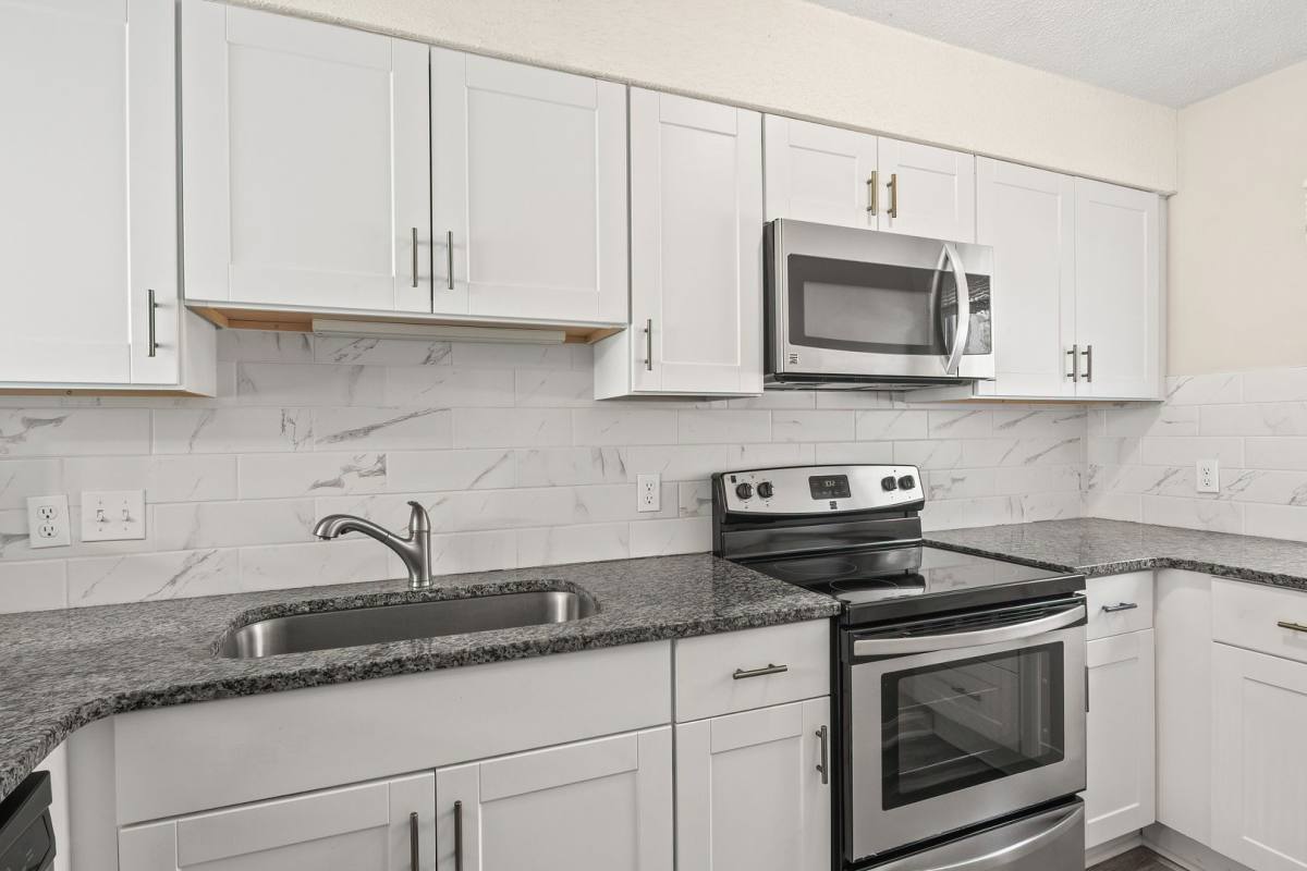 Townhouse for rent at 1507 Clermont Rd, Durham, NC 27713