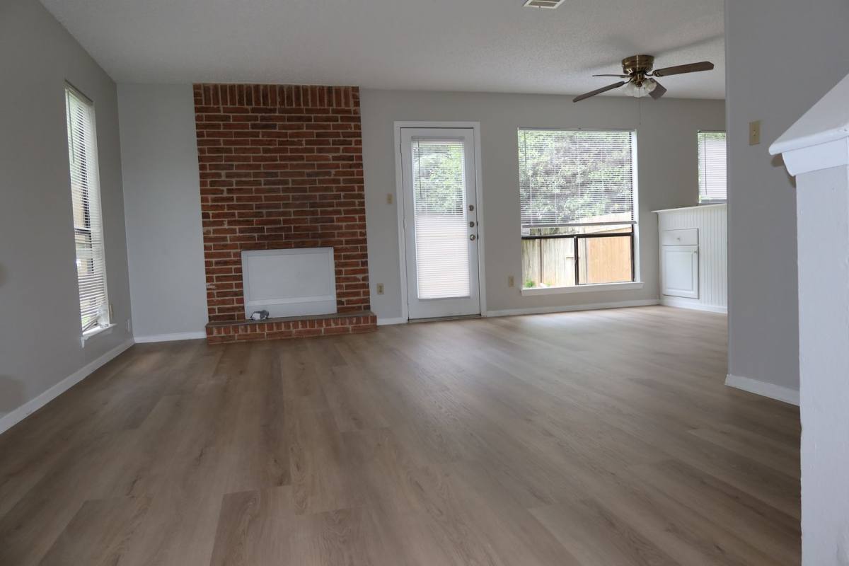 Apartment for rent at 4804 Putters Cove, Austin, TX 78744