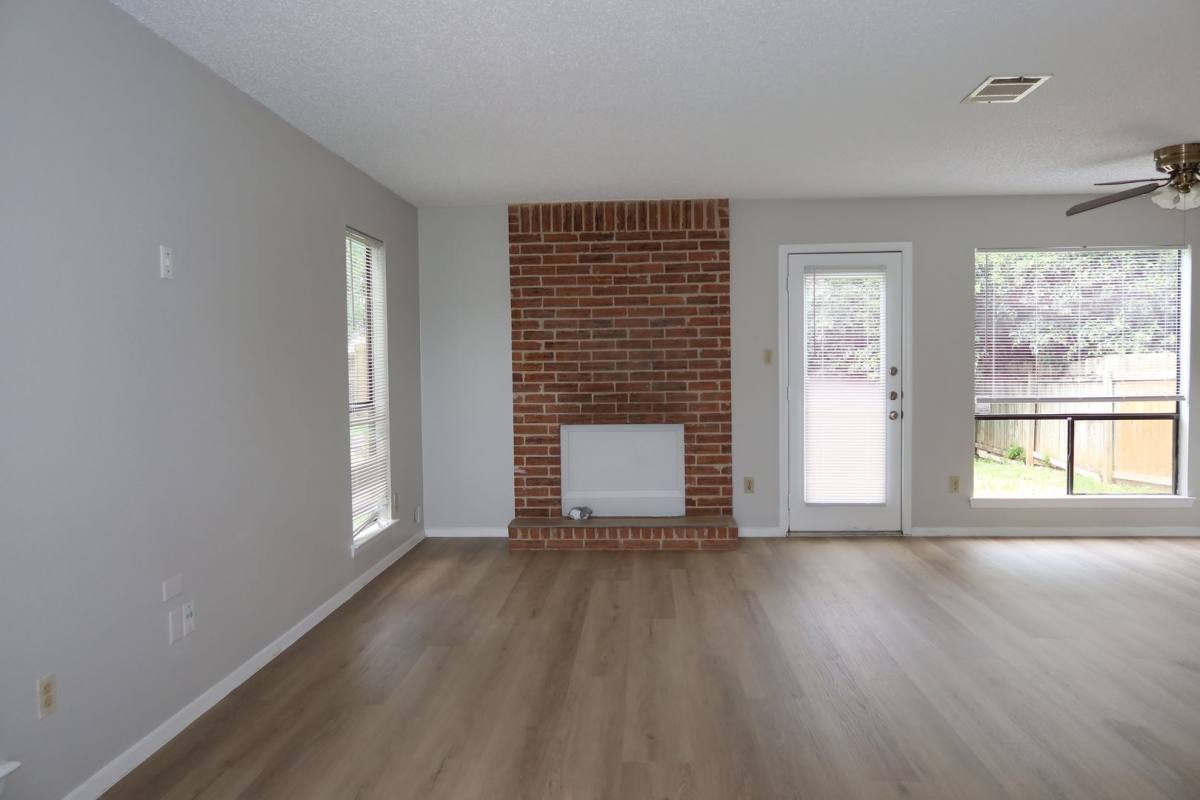 Apartment for rent at 4804 Putters Cove, Austin, TX 78744