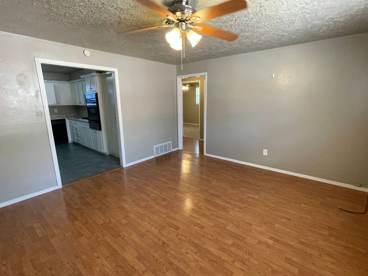 Apartment for rent at 804 NW 21st St, Oklahoma City, OK 73106