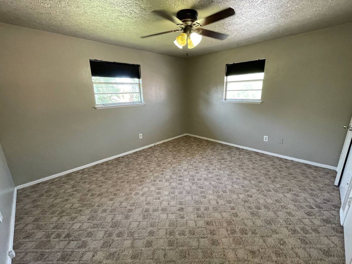 Apartment for rent at 804 NW 21st St, Oklahoma City, OK 73106