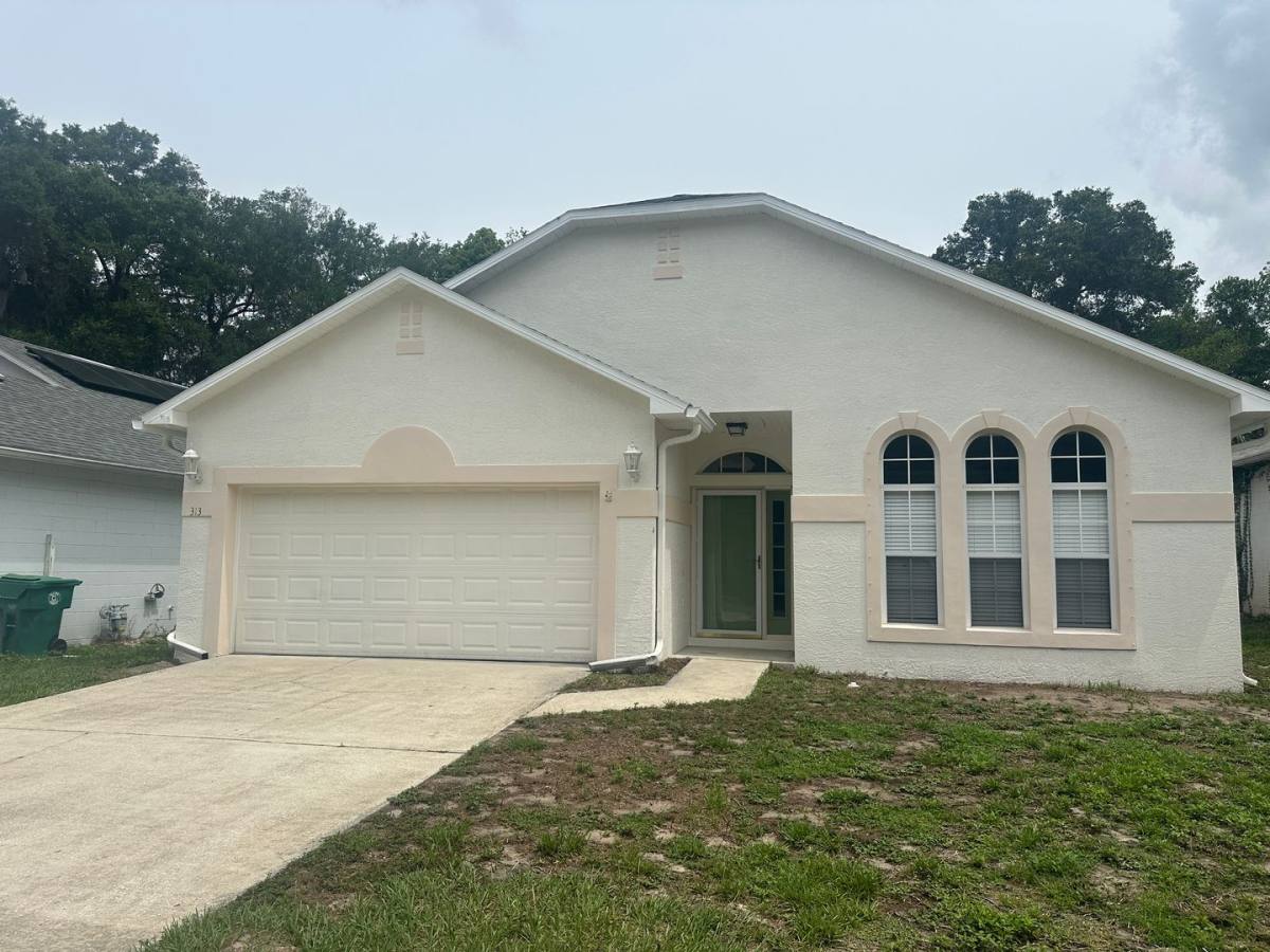 House for rent at 313 Heritage Estates Lane, Deland, FL 32720