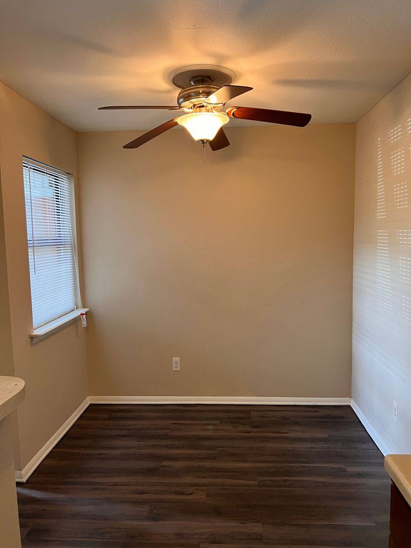 Apartment for rent at 5994 E 33rd Court, Tulsa, OK 74135