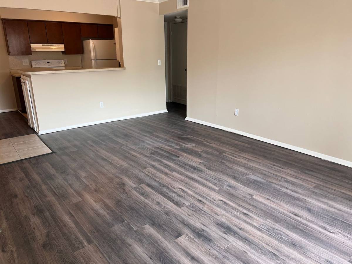 Apartment for rent at 5994 E 33rd Court, Tulsa, OK 74135