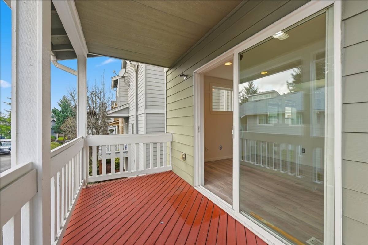 House for rent at 10217 SE 237th St, Kent, WA 98031