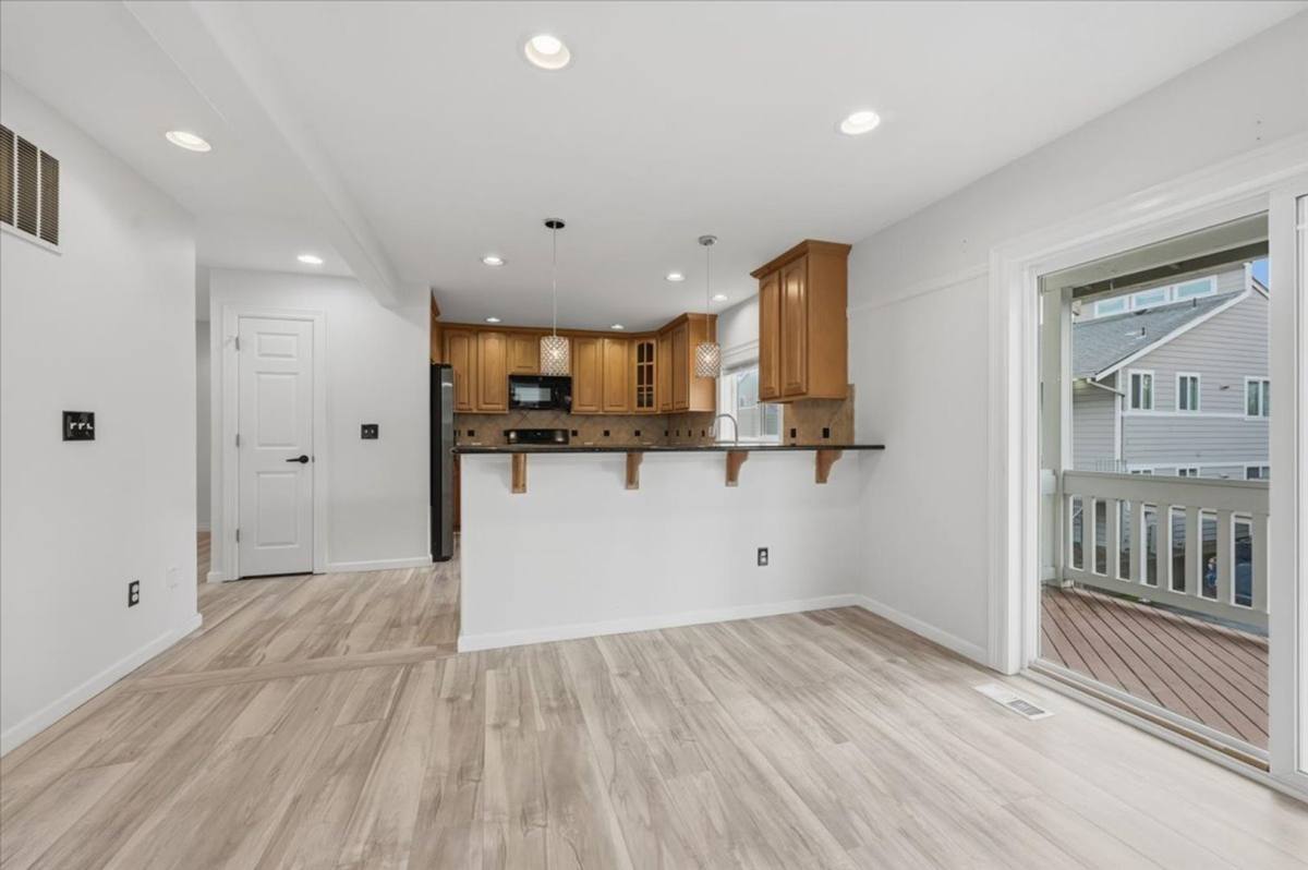 House for rent at 10217 SE 237th St, Kent, WA 98031