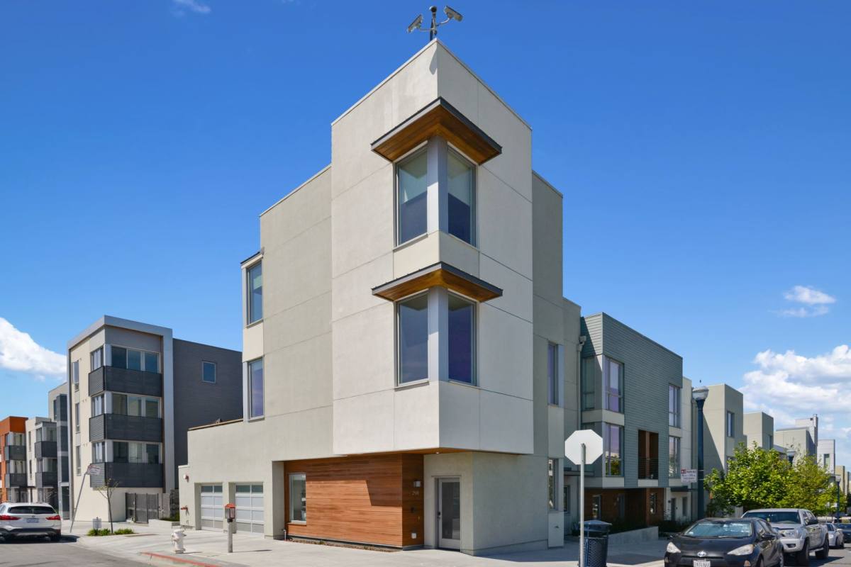 Townhouse for rent at 298 Coleman St, San Francisco, CA 94124