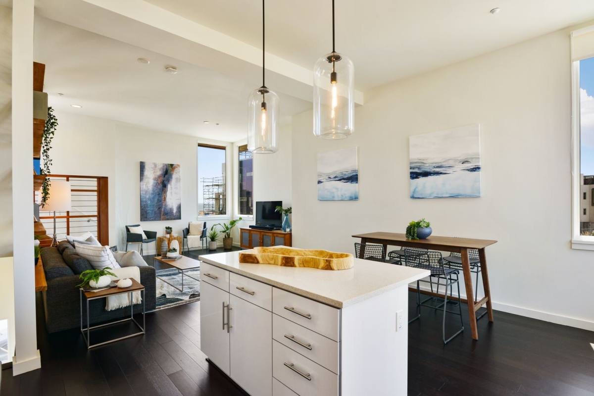 Townhouse for rent at 298 Coleman St, San Francisco, CA 94124