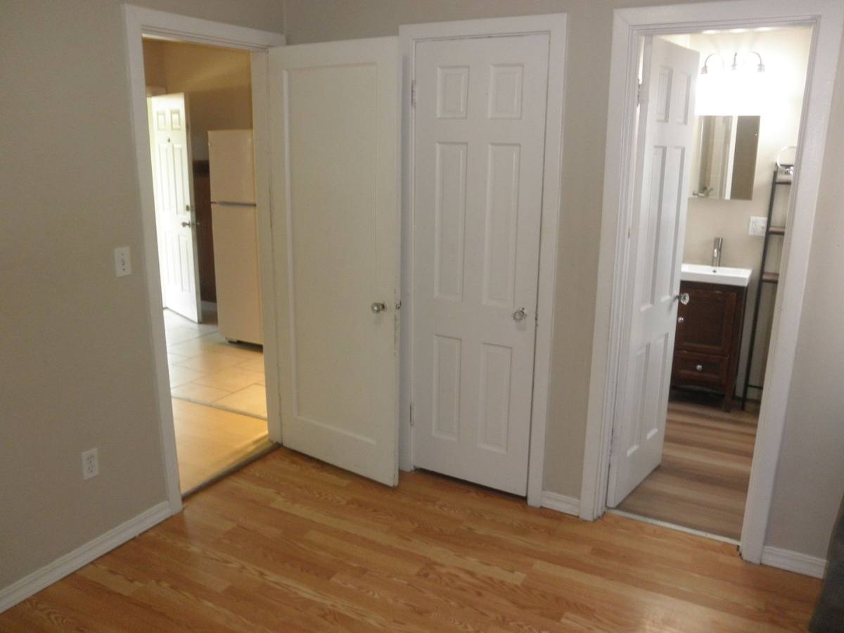 House for rent at 1120 3rd St NW, Salem, OR 97304