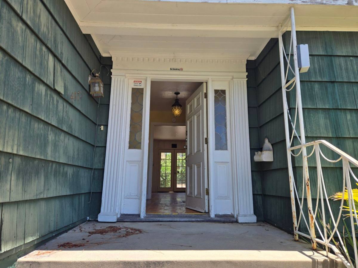 House for rent at 4971 Cresita Dr, San Diego, CA 92115