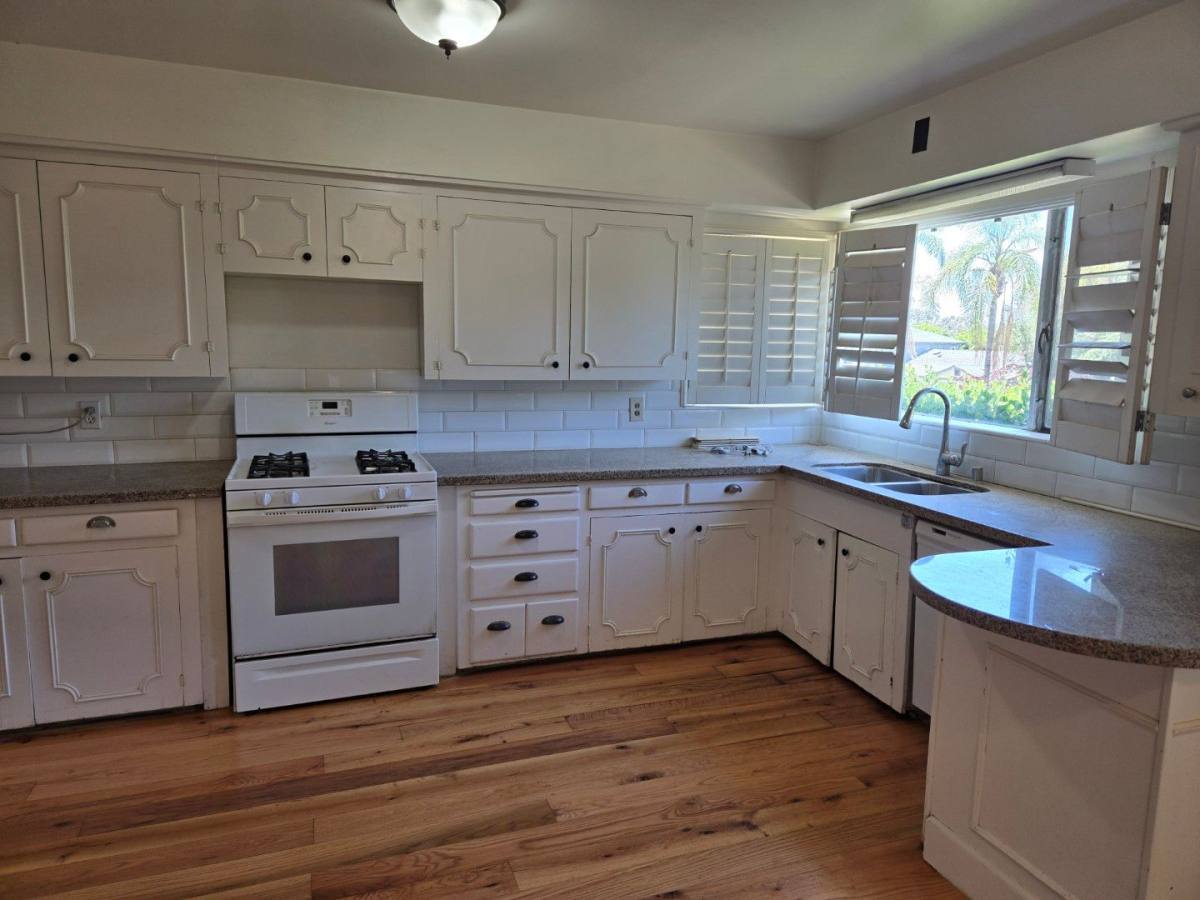 House for rent at 4971 Cresita Dr, San Diego, CA 92115