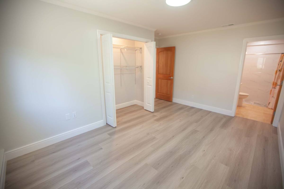 Apartment for rent at 52 Camelot Court, Daly City, CA 94015