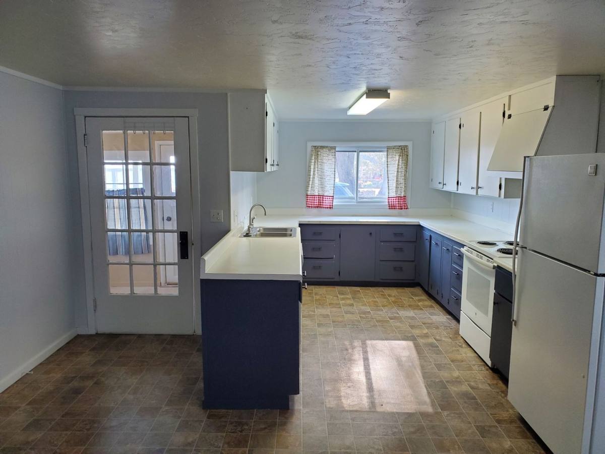 House for rent at 1034 S Main Strreet, Union, OR 97883