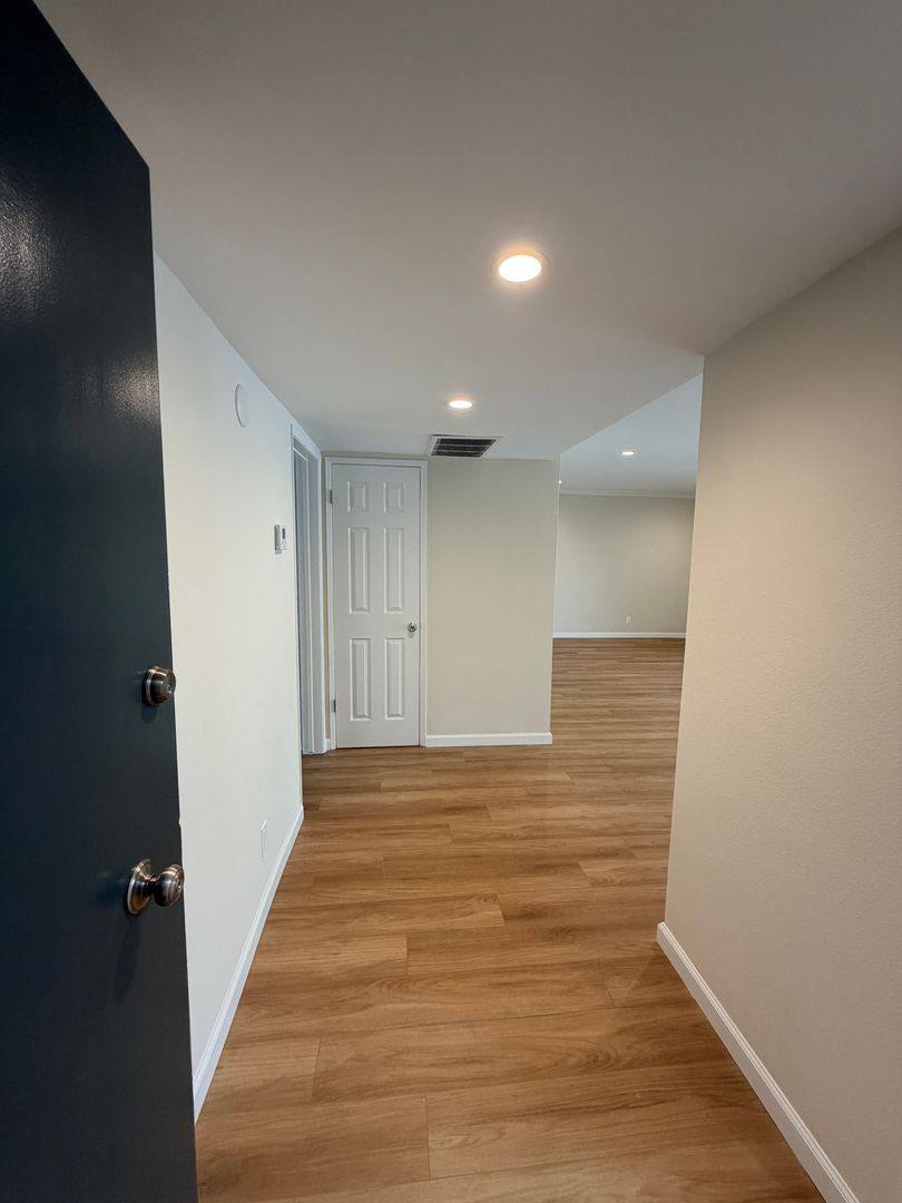 Apartment for rent at 4617 Willis Ave, Sherman Oaks, CA 91403