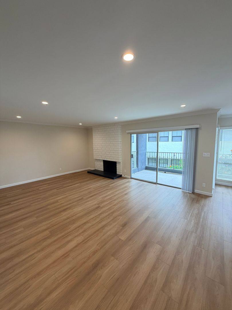 Apartment for rent at 4617 Willis Ave, Sherman Oaks, CA 91403
