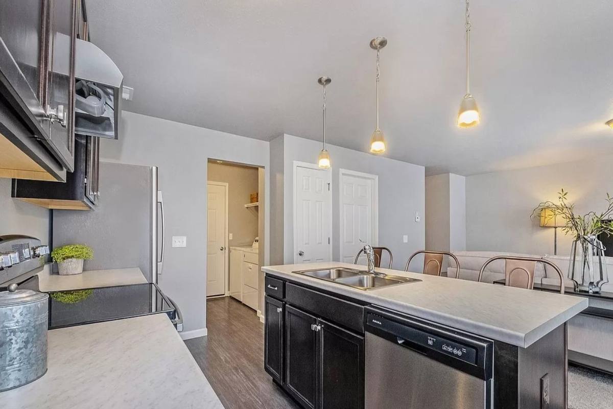 Condo for rent at 1010 W Villas Dr, Vicksburg, MI 49097