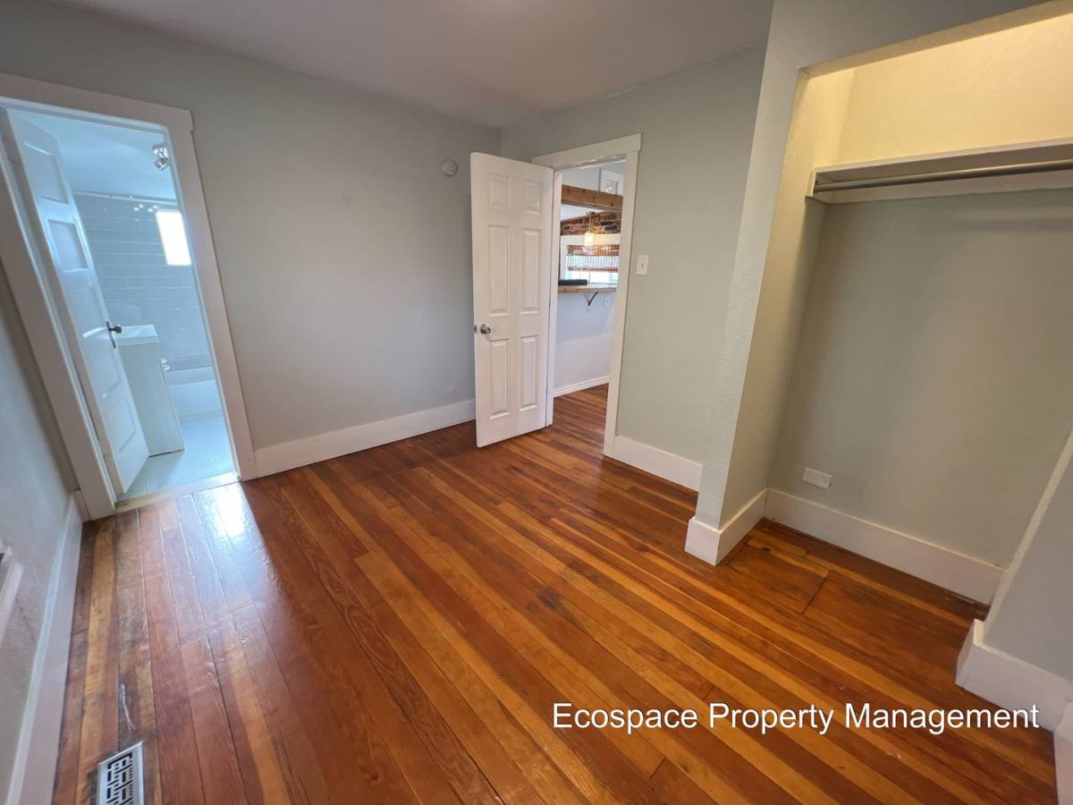 House for rent at 5044 N Lincoln St, Denver, CO 80216