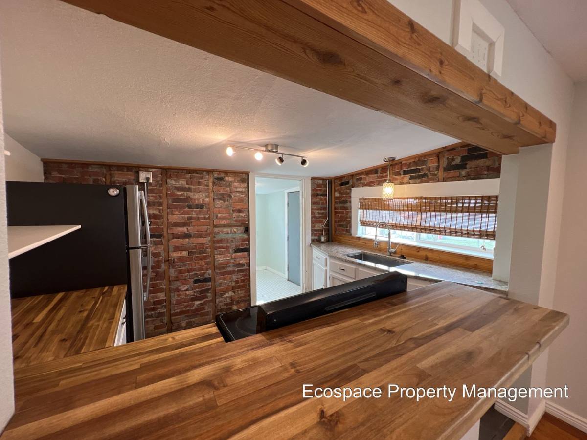 House for rent at 5044 N Lincoln St, Denver, CO 80216