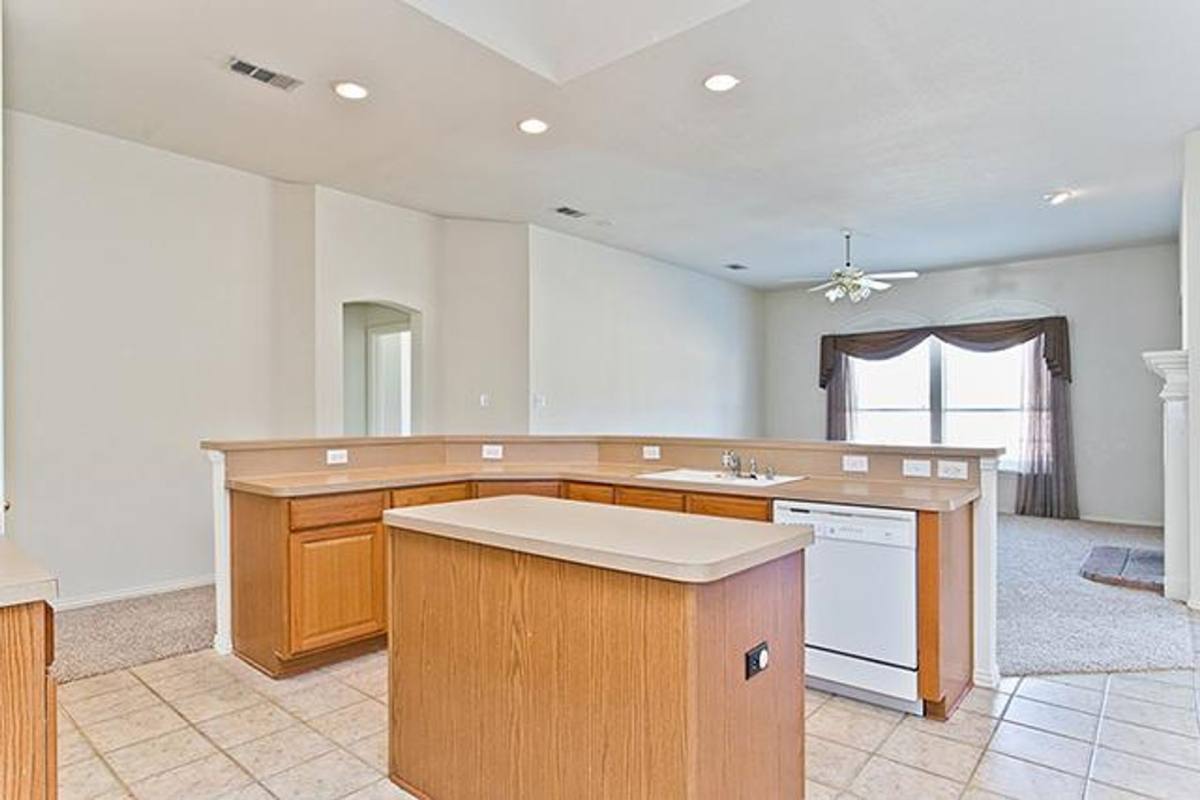 House for rent at 2448 Loch Haven, Frisco, TX 75036