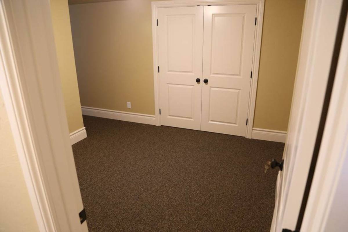 Apartment for rent at 685 SE Vera Ave, Corvallis, OR 97330