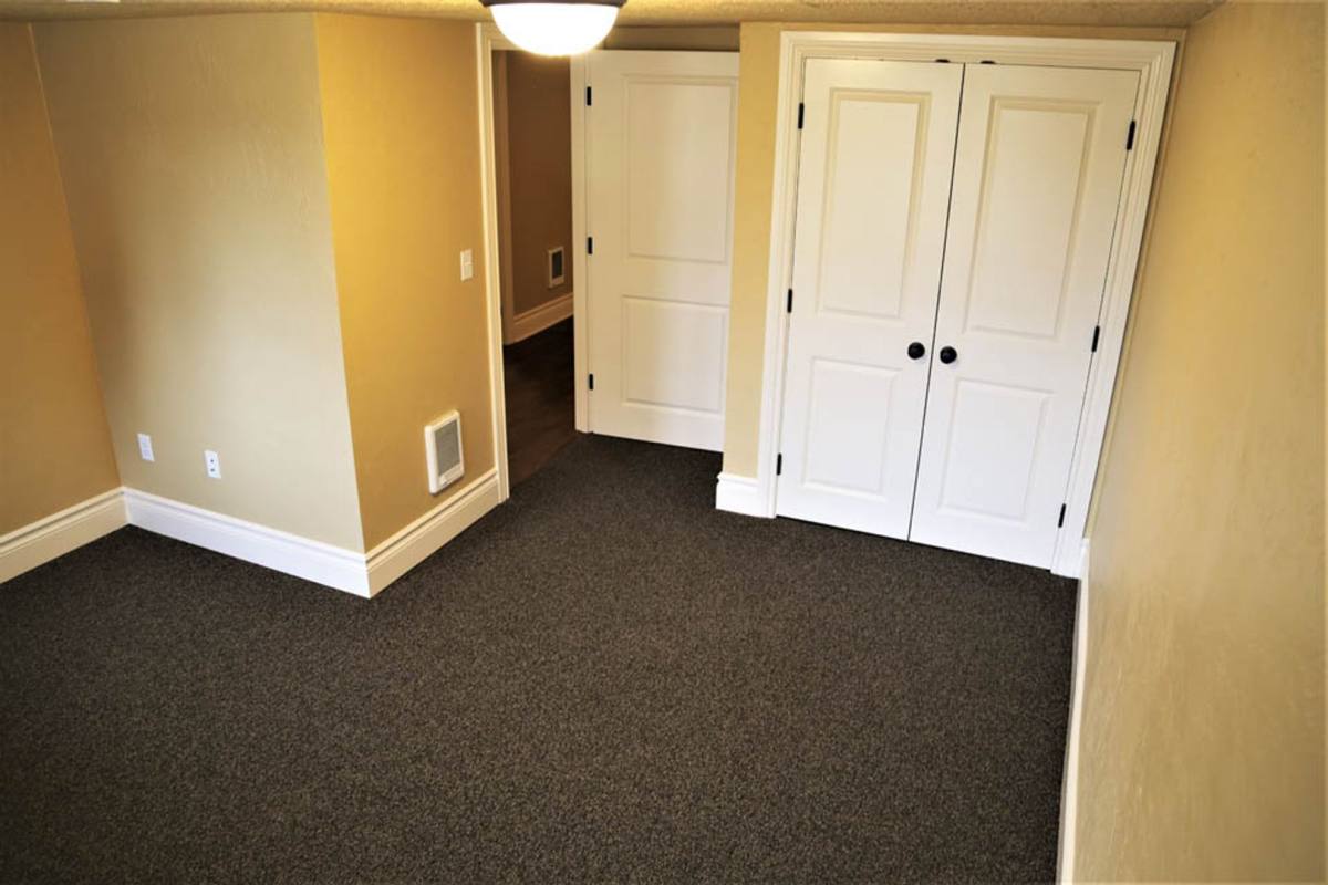 Apartment for rent at 685 SE Vera Ave, Corvallis, OR 97330