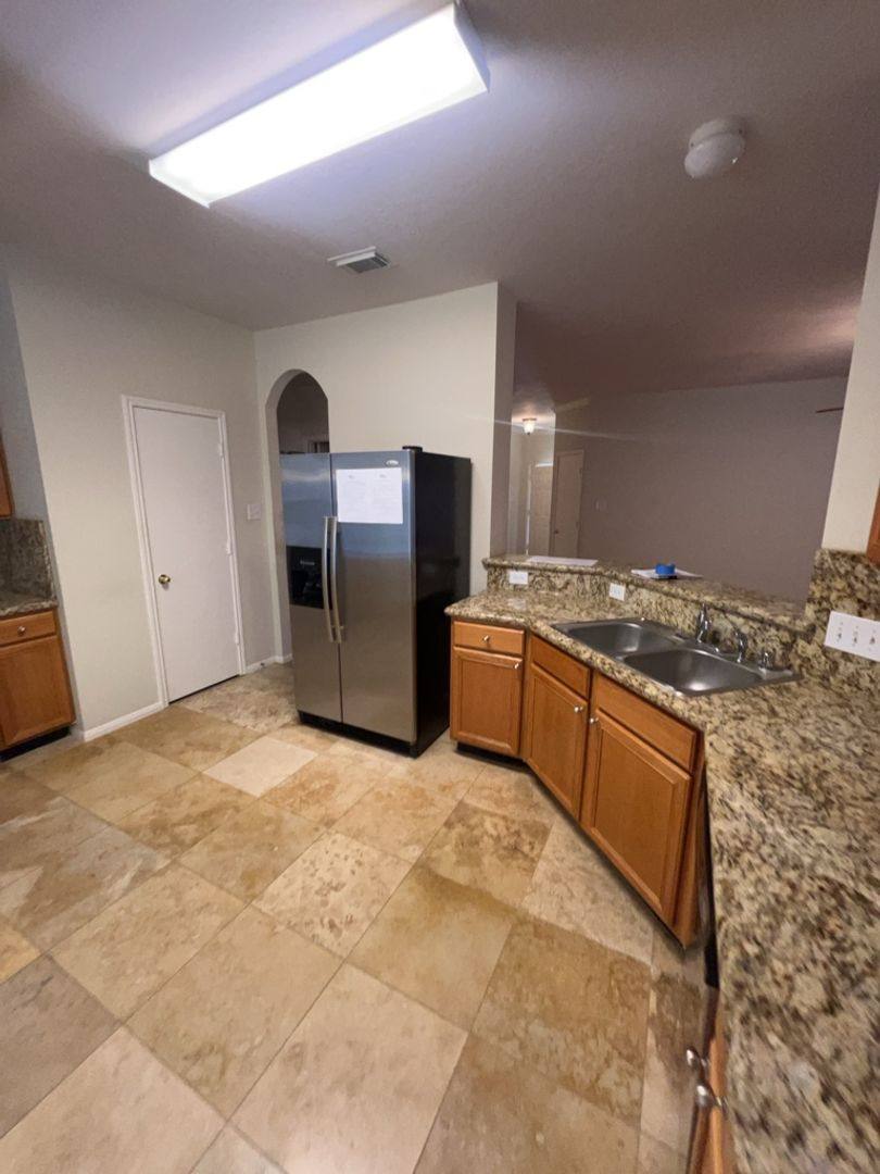 House for rent at 5523 Dapplewood Lane, Katy, TX 77449