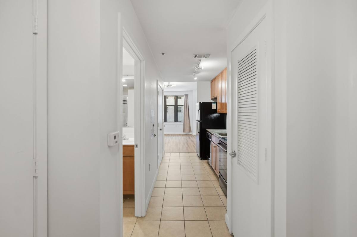 Apartment for rent at 400 Massachusetts Ave NW, Washington, DC 20001