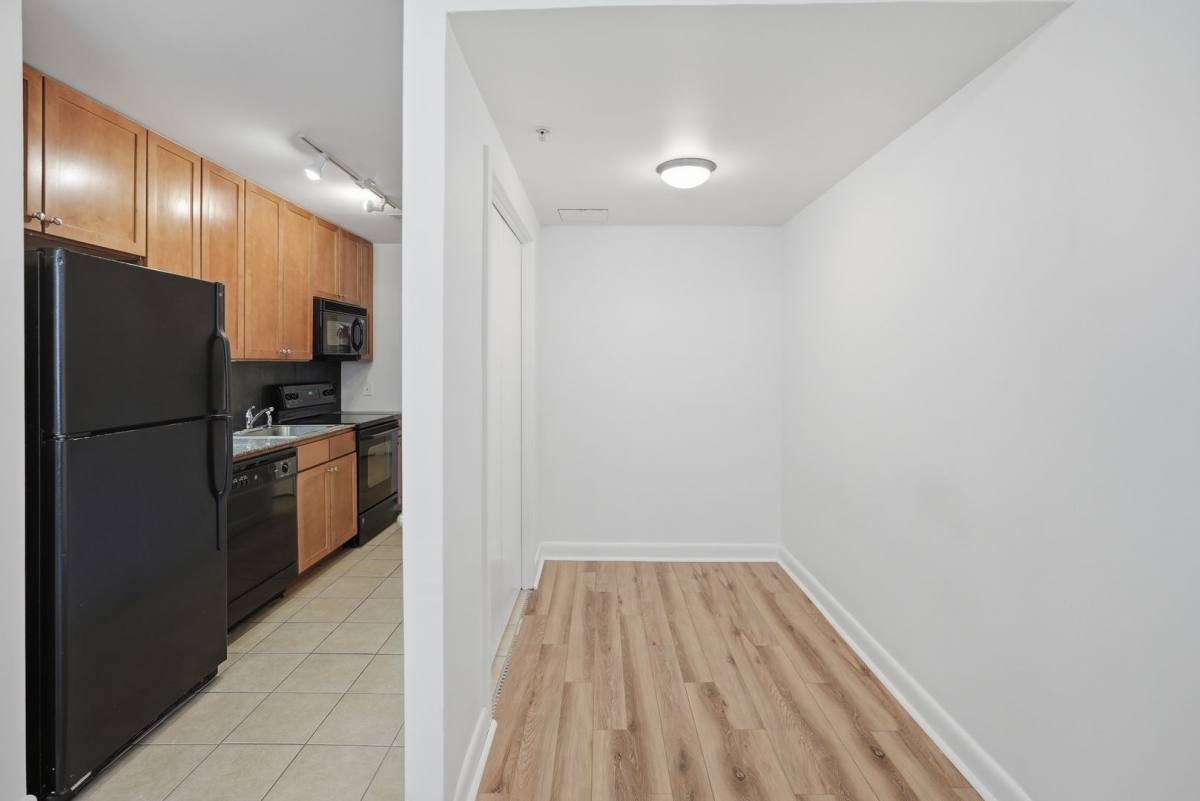 Apartment for rent at 400 Massachusetts Ave NW, Washington, DC 20001