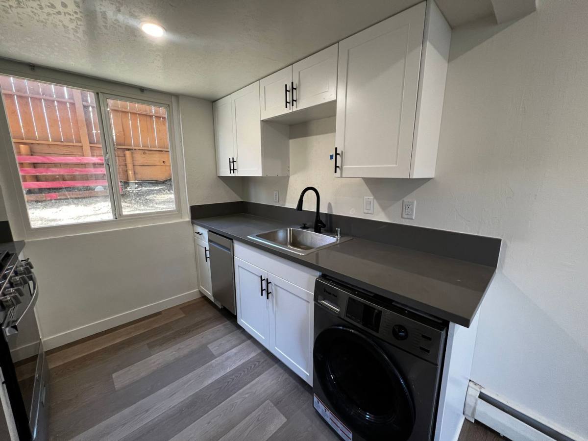 Townhouse for rent at 2400 Sutro St, Reno, NV 89512