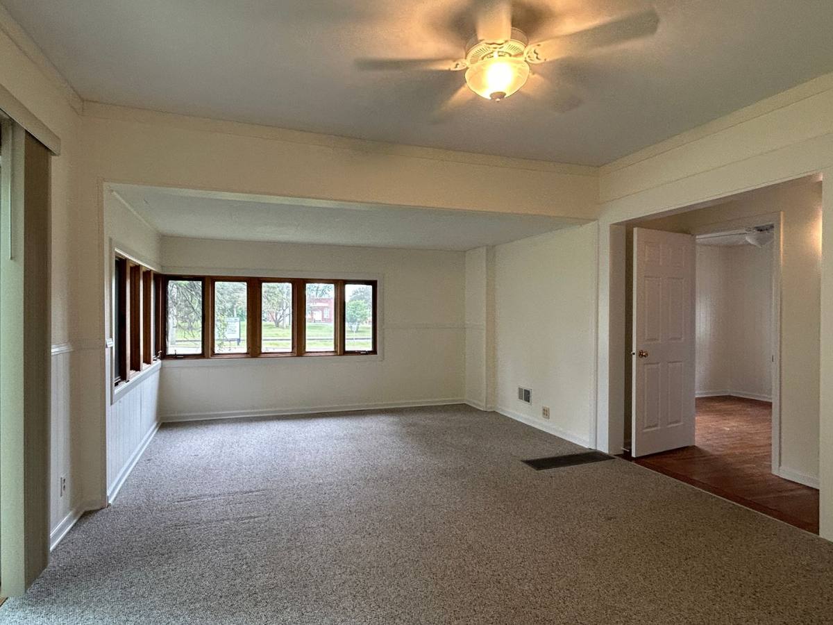 House for rent at 637 W Main St, Genoa, IL 60135