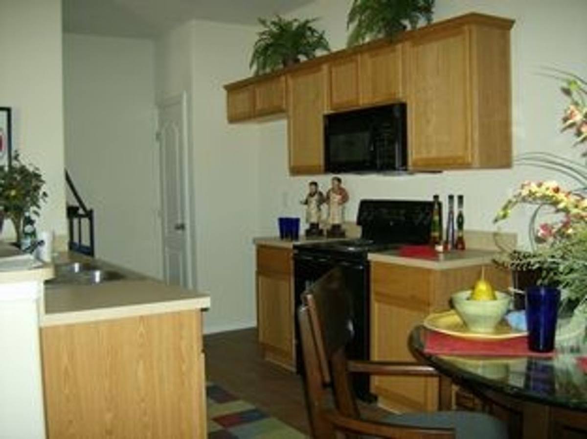 Apartment for rent at 941-943 Sylvia, Weatherford, TX 76086