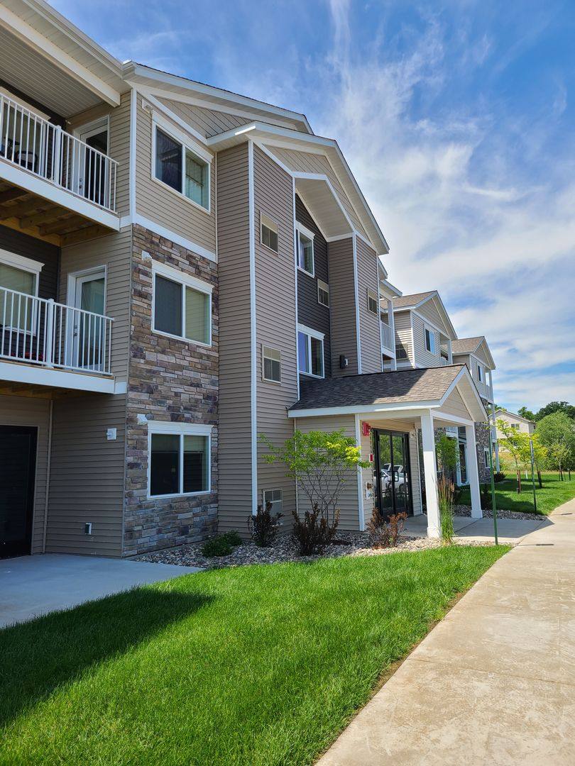 Apartment for rent at 3235 40th Ave S, Saint Cloud, MN 56301