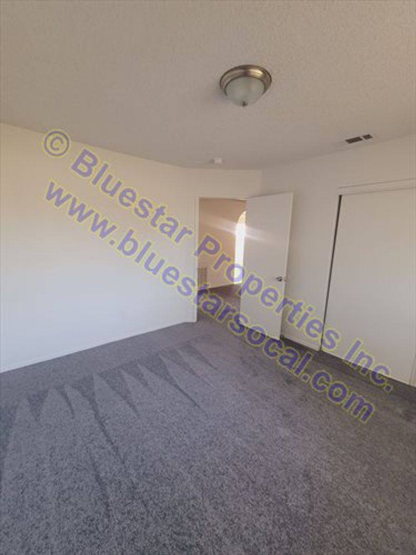 Apartment for rent at 16162 Tawney Ridge, Victorville, CA 92392