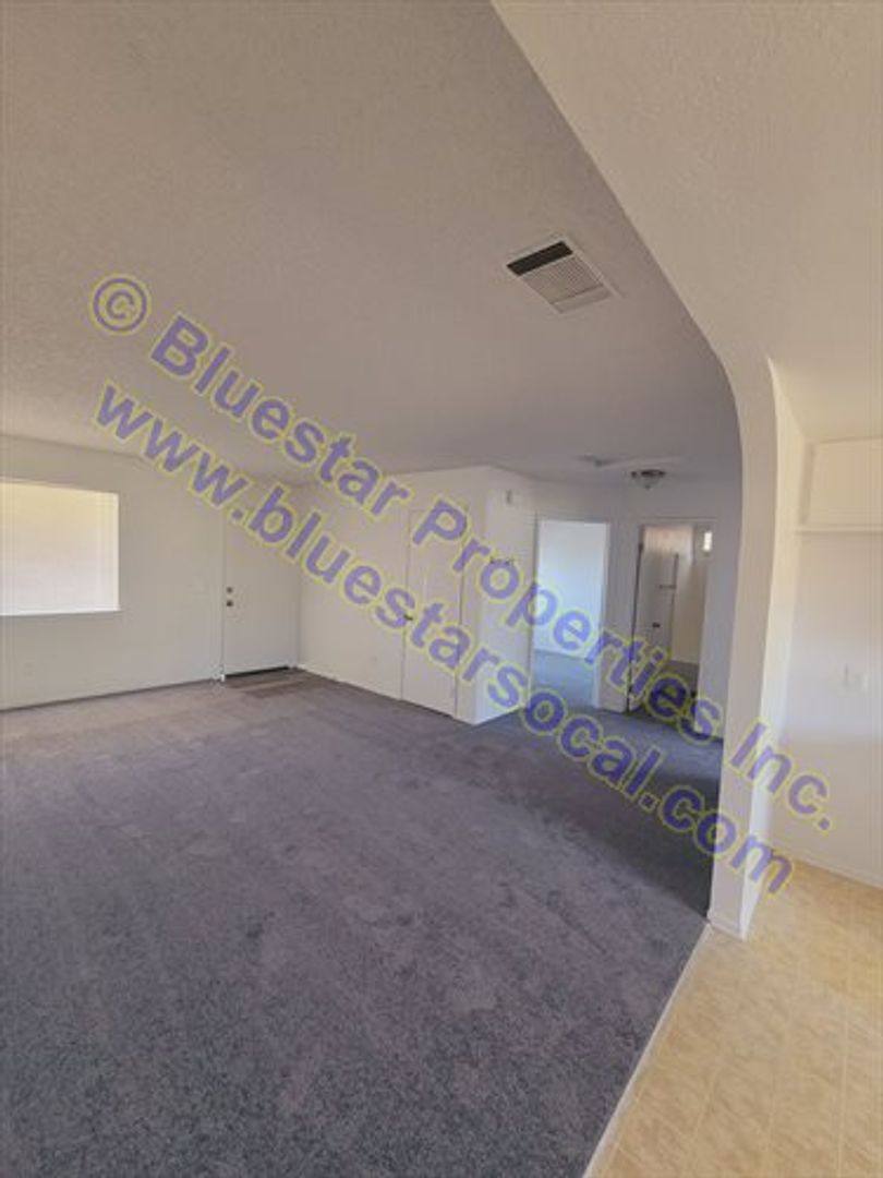 Apartment for rent at 16162 Tawney Ridge, Victorville, CA 92392