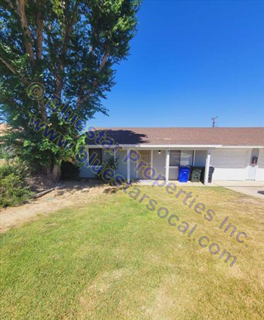 Apartment for rent at 16162 Tawney Ridge, Victorville, CA 92392