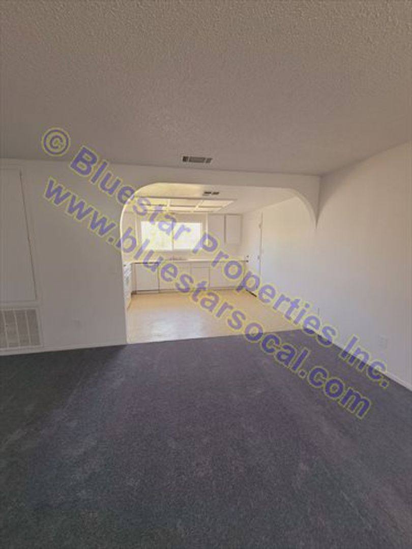 Apartment for rent at 16162 Tawney Ridge, Victorville, CA 92392