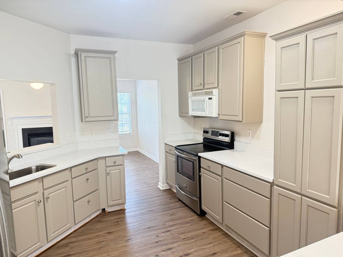 Townhouse for rent at 9123 Washam Potts Rd #103, Cornelius, NC 28031