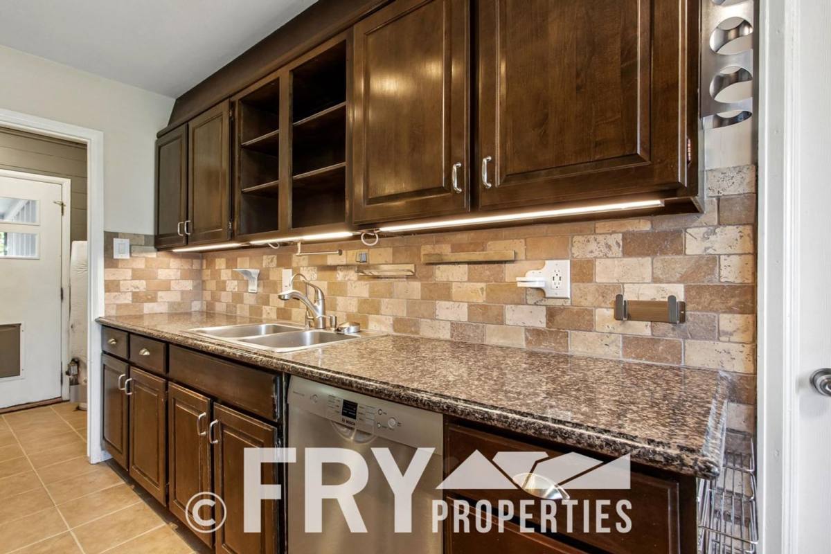 House for rent at 2801 S Cherry Way, Denver, CO 80222
