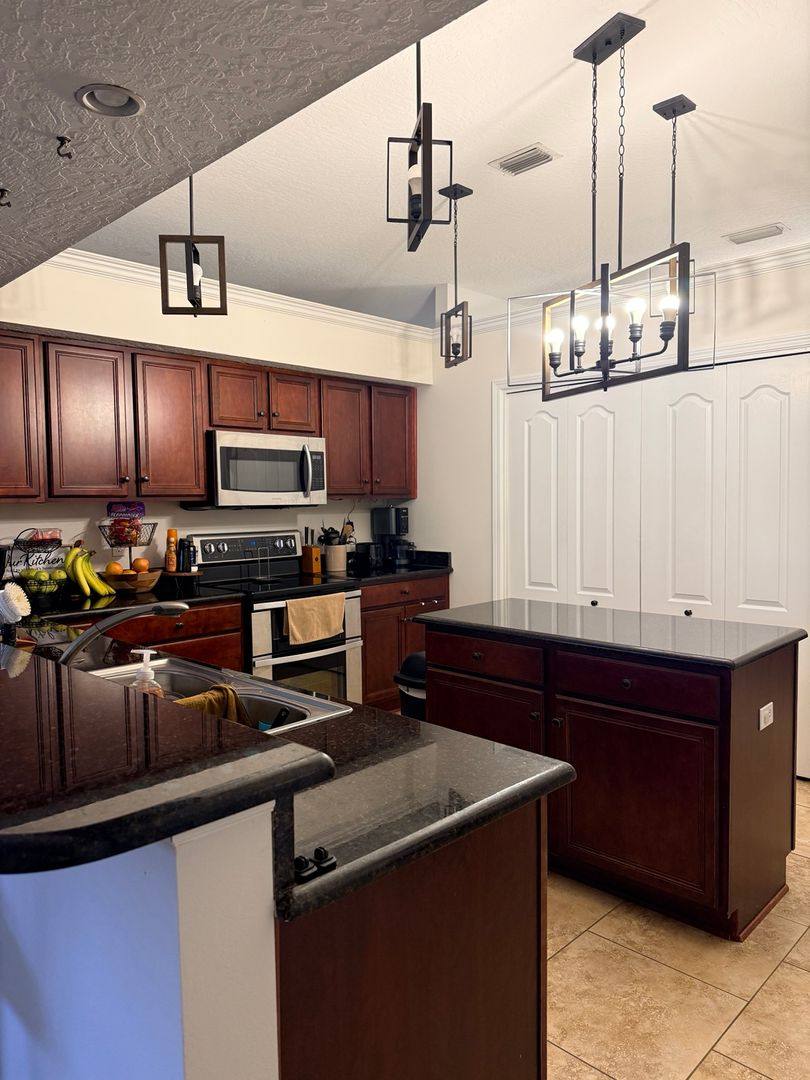 House for rent at 2204 Whits Manor Rd, Fort Walton Beach, FL 32547