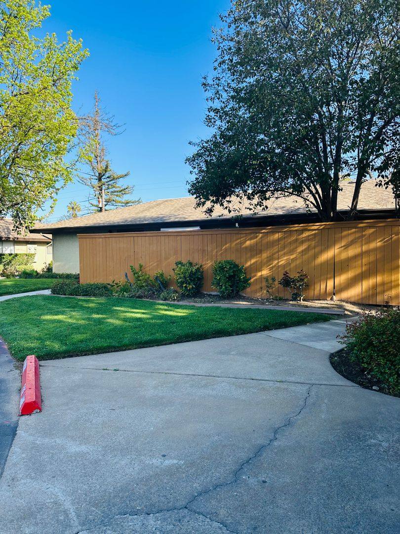 Apartment for rent at 3829 Whitney Ave, Sacramento, CA 95821