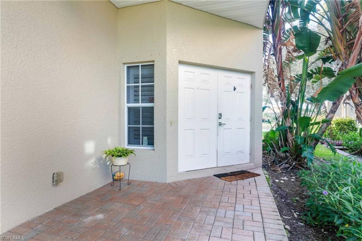House for rent at 9139 Spring Mountain Way, Naples, FL 34110