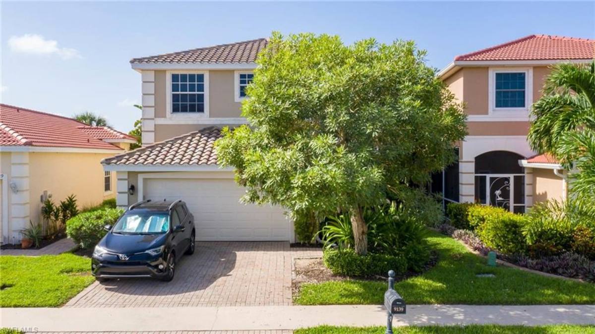 House for rent at 9139 Spring Mountain Way, Naples, FL 34110