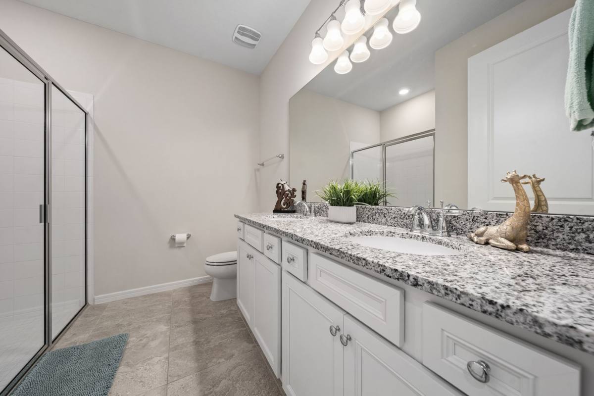 Apartment for rent at 13810 Tybee Beach Lane, Orlando, FL 32827