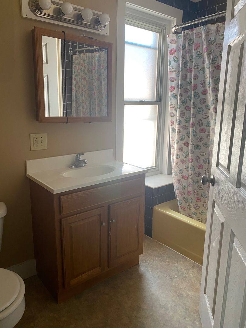 Apartment for rent at 1007 N 10th St, Reading, PA 19604