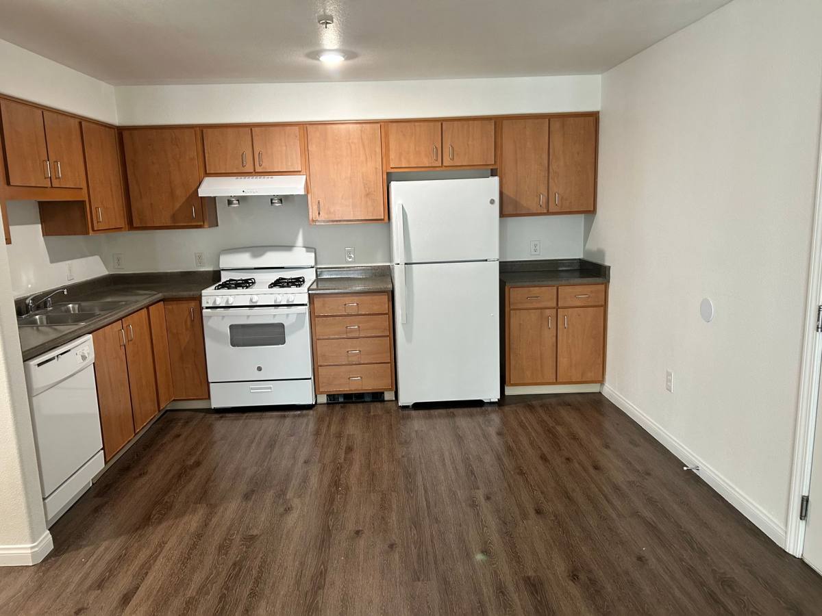 Apartment for rent at 1919 W 34th St, Vancouver, WA 98660