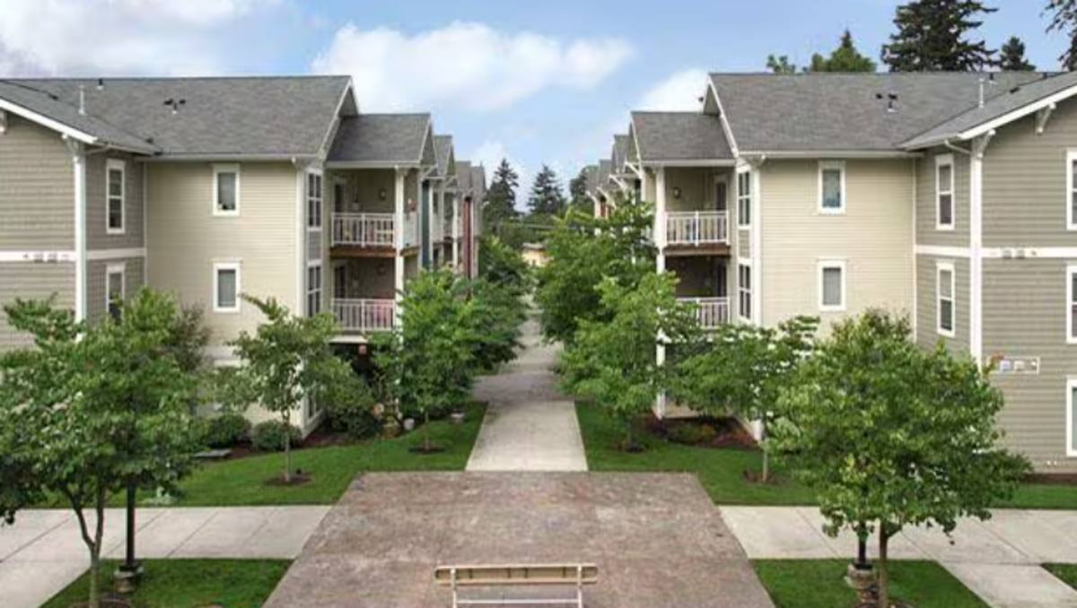 Apartment for rent at 1919 W 34th St, Vancouver, WA 98660